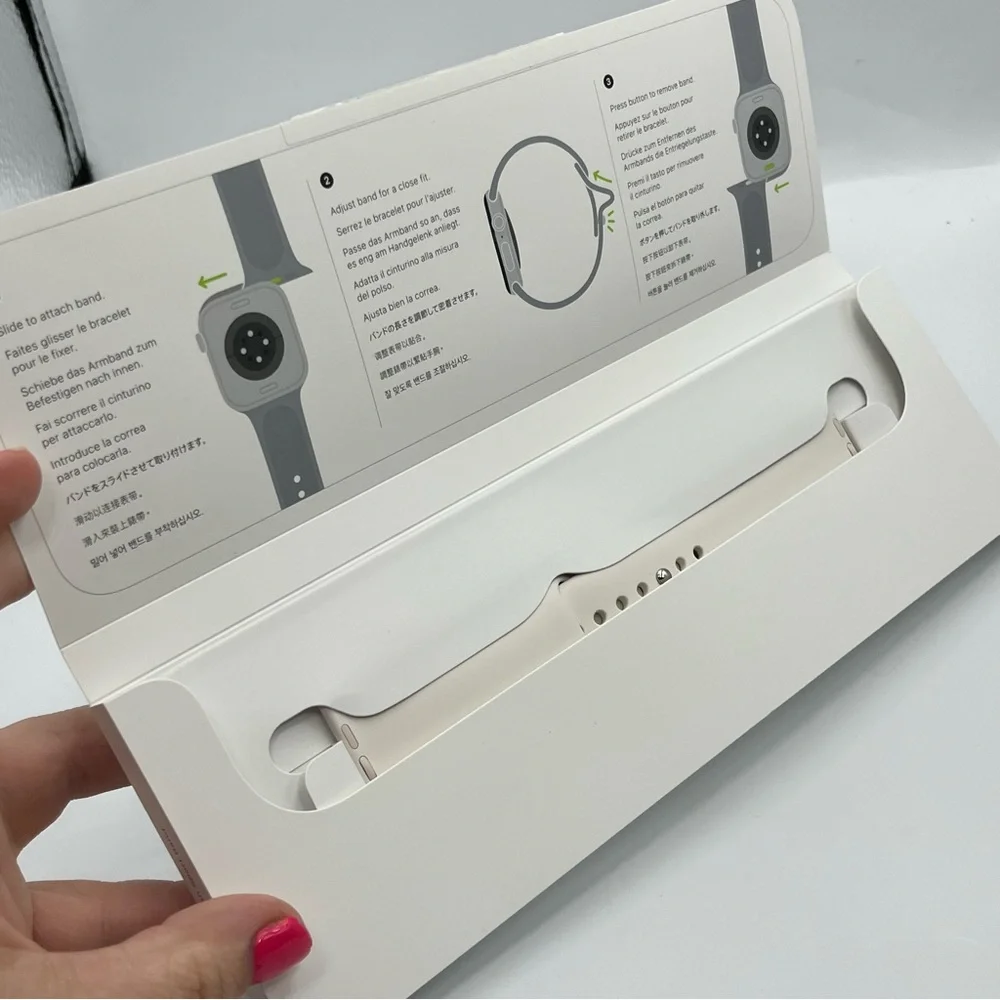 Brand new Apple light pink series 10 Arm wristband